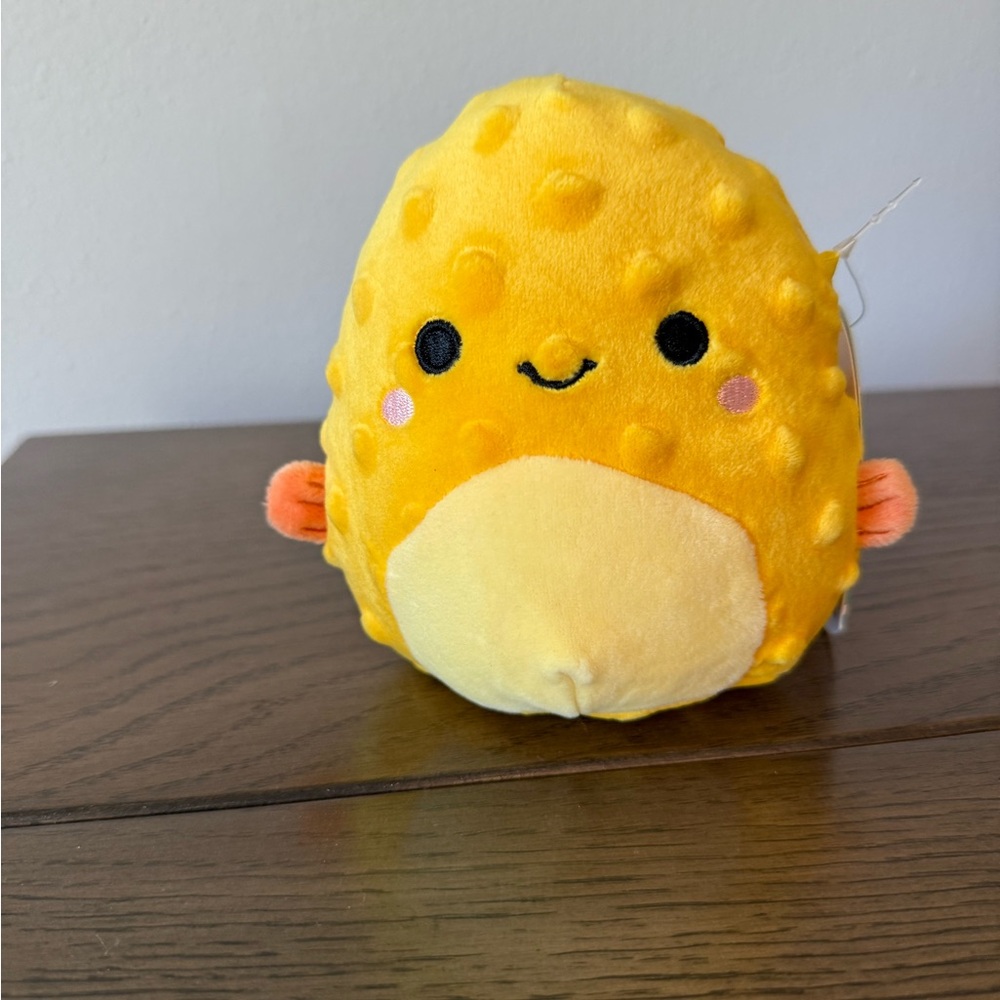 Squishmallows - Safa - Cute Yellow Plush Squishy Toy with Cheeks